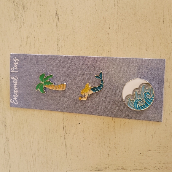Accessories - Beachy Pins